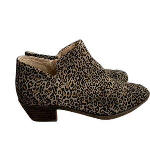Crown & Ivy Kendall Leopard Print Ankle Booties Leather Size 7 Wide